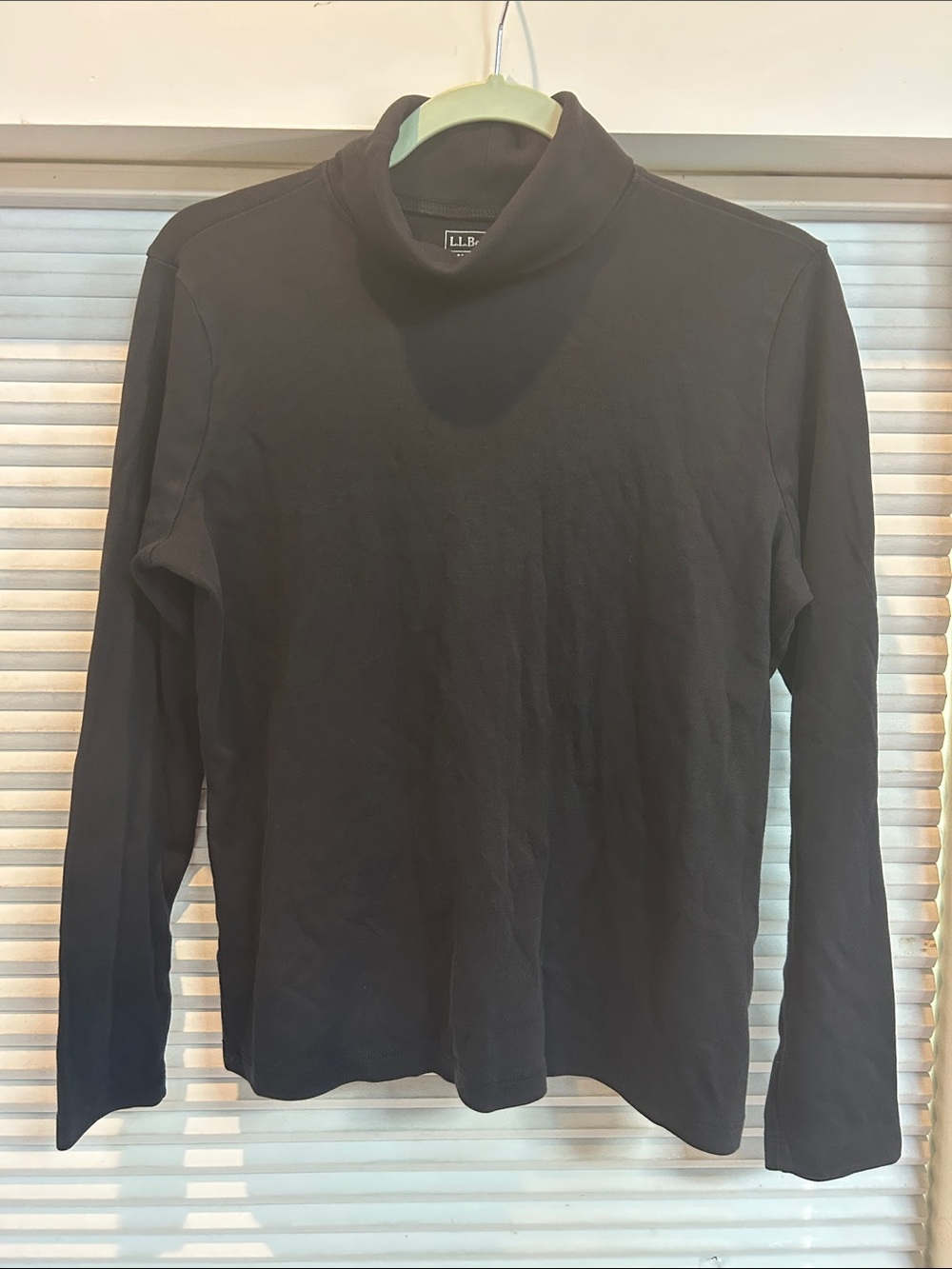 LL Bean Womens Turtleneck M Black Supima Cotton Long Sleeve Basic Layering